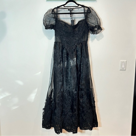 WIDOW SABLE ROSE SANCTUARY Gothic MAXI DRESS women’s large *flawed - Picture 1 of 13